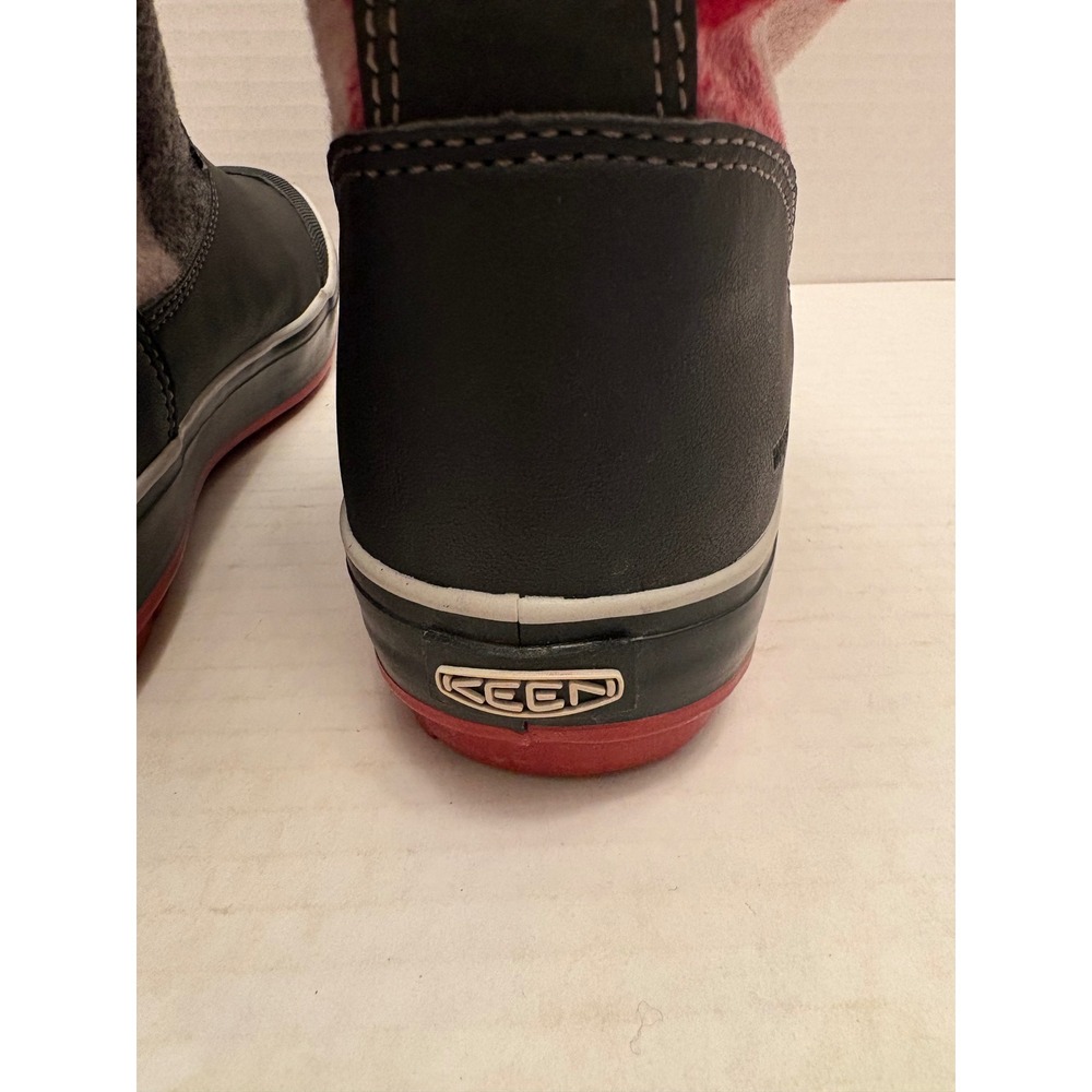 Keen Elsa Waterproof Winter Boots Black Red Plaid Insulated Womens 7 1017403